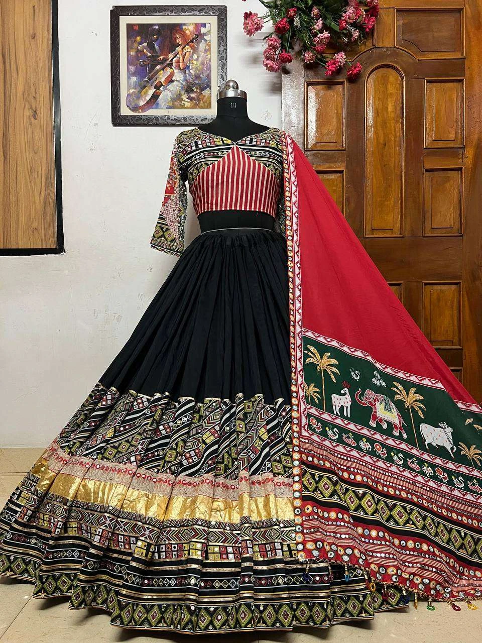 Vardan Ethnic Alc 045 Muslin Cotton Wholesale Lehenga Choli — Wholesale Lehenga, MPA wholesale from Surat — view 2